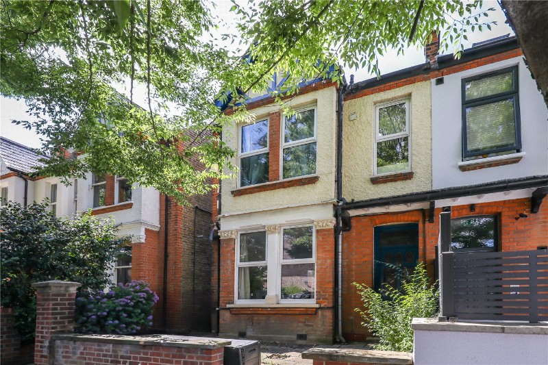 Julian Avenue, London, W3
