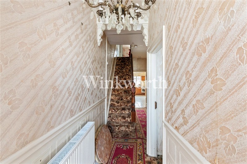 Chesterfield Gardens, London, N4