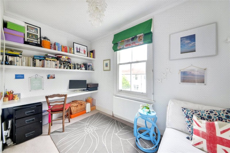 Graham Road, London, W4