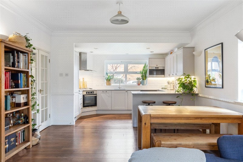 Lisle Close, London, SW17