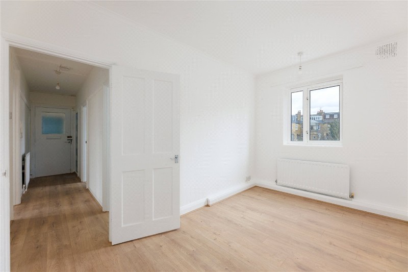 Pinkham Mansions, Brooks Road, London, W4