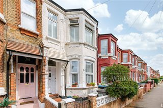 Bathurst Gardens, London, NW10