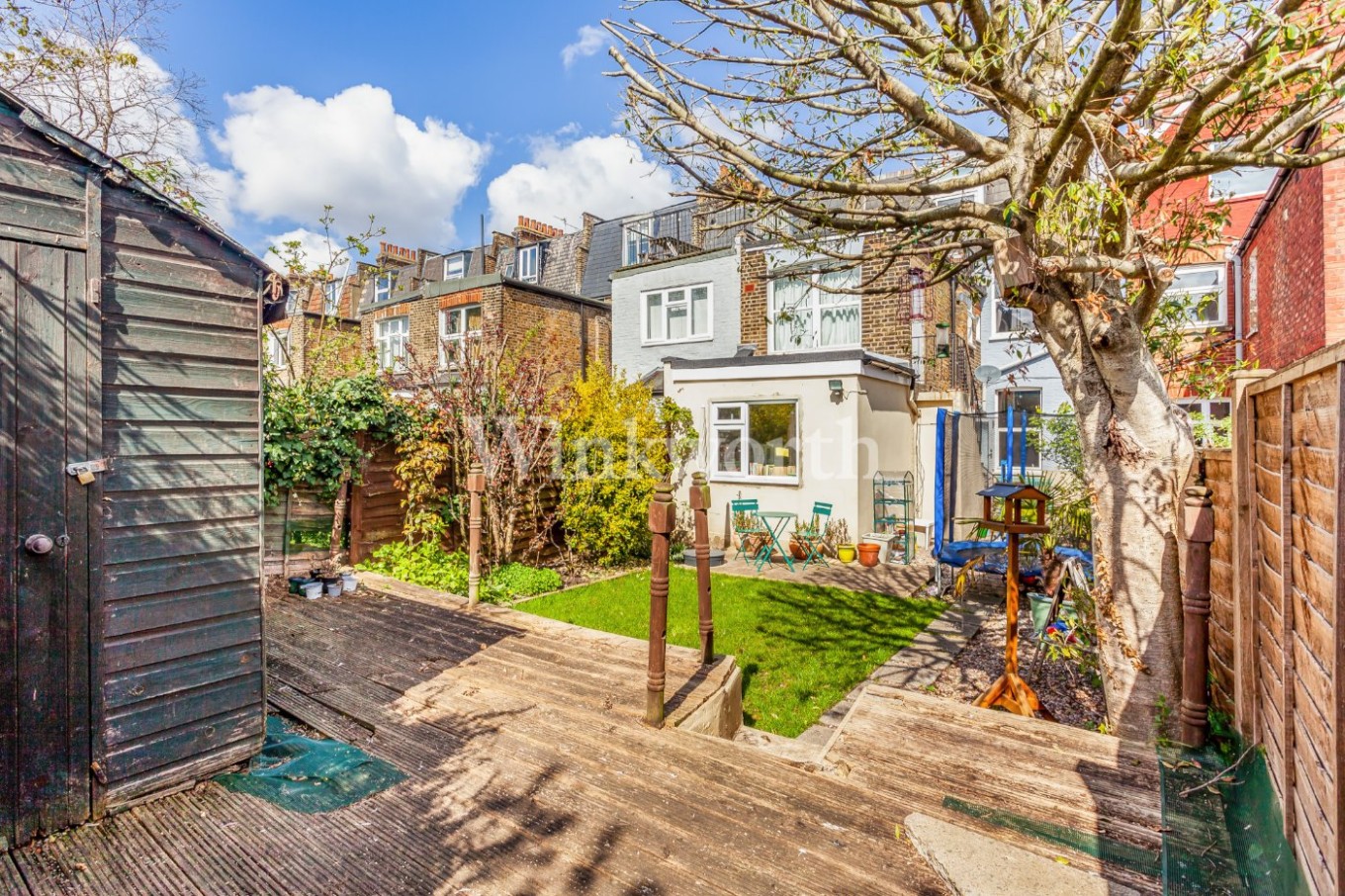 2 bedroom property for sale in Hampden Road, London, N8 (Ref HAR200608