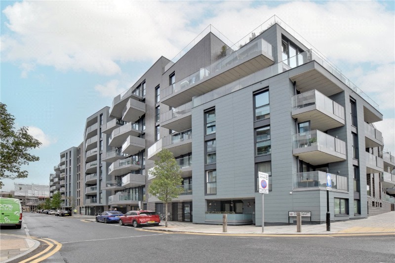 Hawthorne Crescent, London, SE10