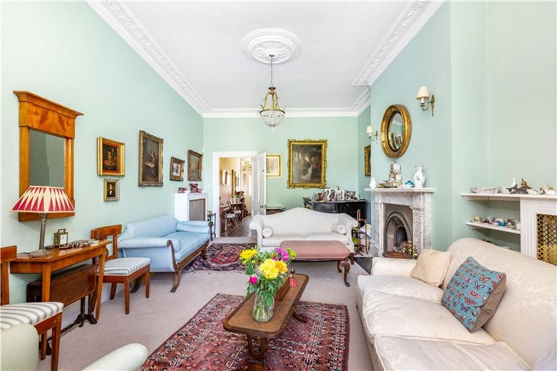 Castelnau, Barnes, London, SW13