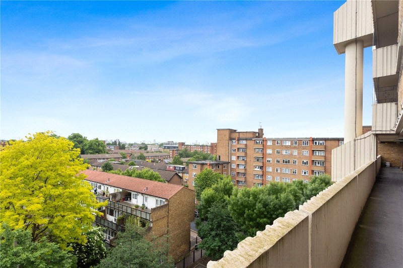 Sidney Street, London, E1