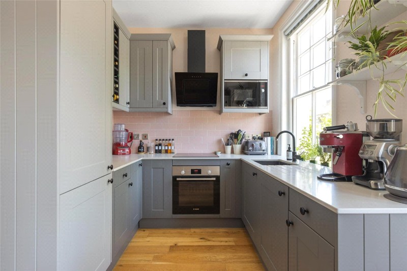 Hackford Road, London, SW9