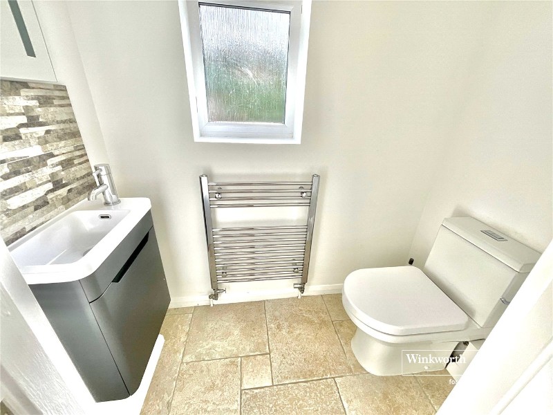Vecta Close, Friars Cliff, Christchurch, Dorset, BH23