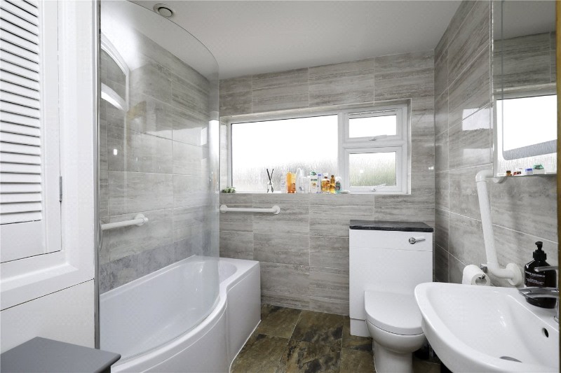 Park Drive, London, W3