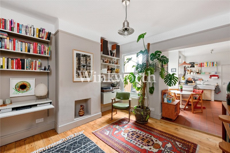 Lymington Avenue, London, N22