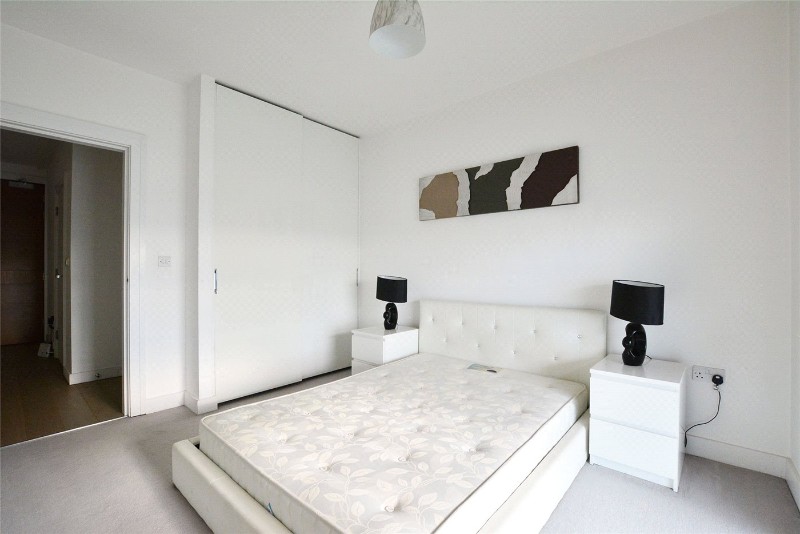 Granite Apartments, 30 River Gardens Walk, London, SE10