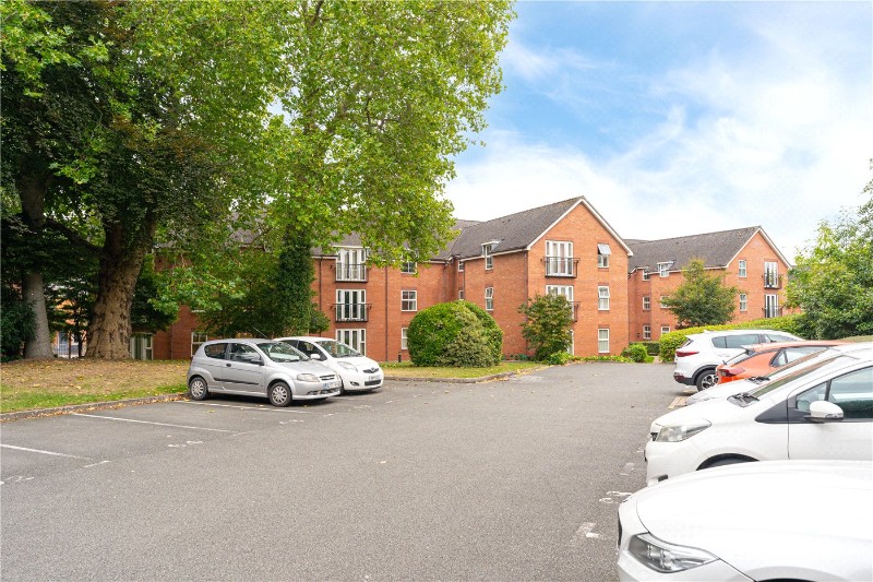 Romani Close, Warwick, Warwickshire, CV34