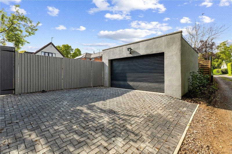 Sandy Lane, Chobham, Surrey, GU24