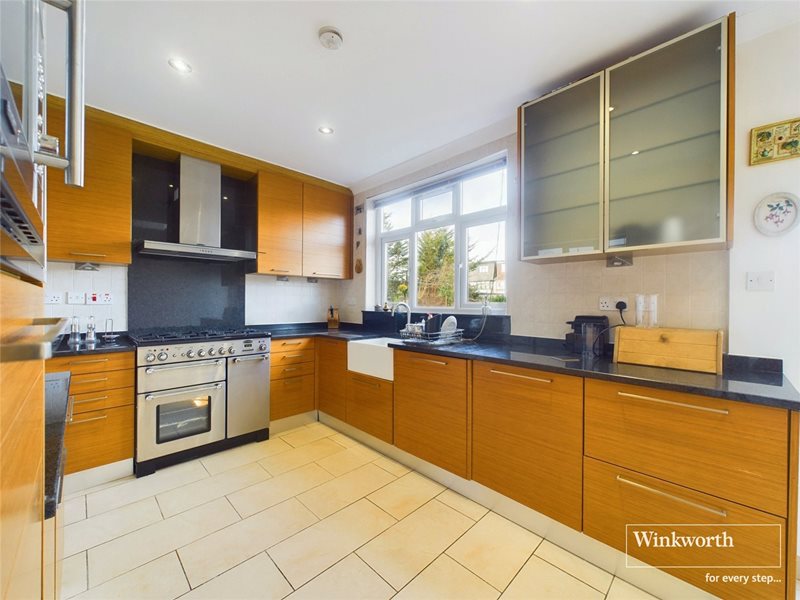 Valley Drive, Kingsbury, London, NW9