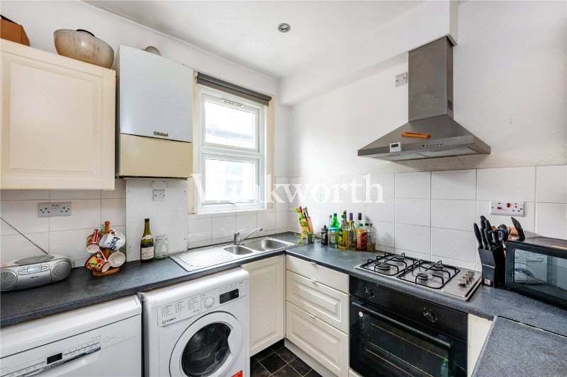 Devonshire Road, Palmers Green, London, N13