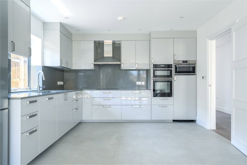 Green Lane, Ashtead, Surrey, KT21