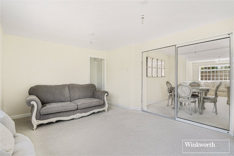 Cedar Close, Bagshot, Surrey, GU19