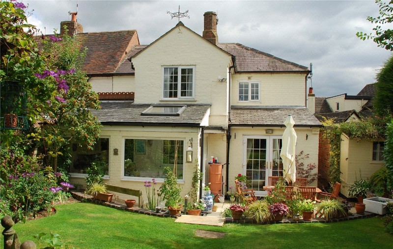Kings Lane, Snitterfield, Stratford-upon-Avon, Warwickshire, CV37