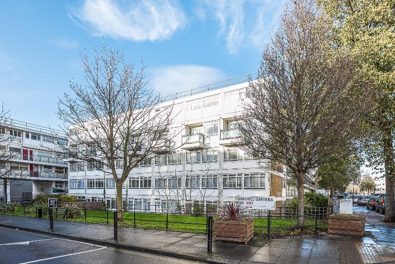 Churchill Gardens, London, SW1V