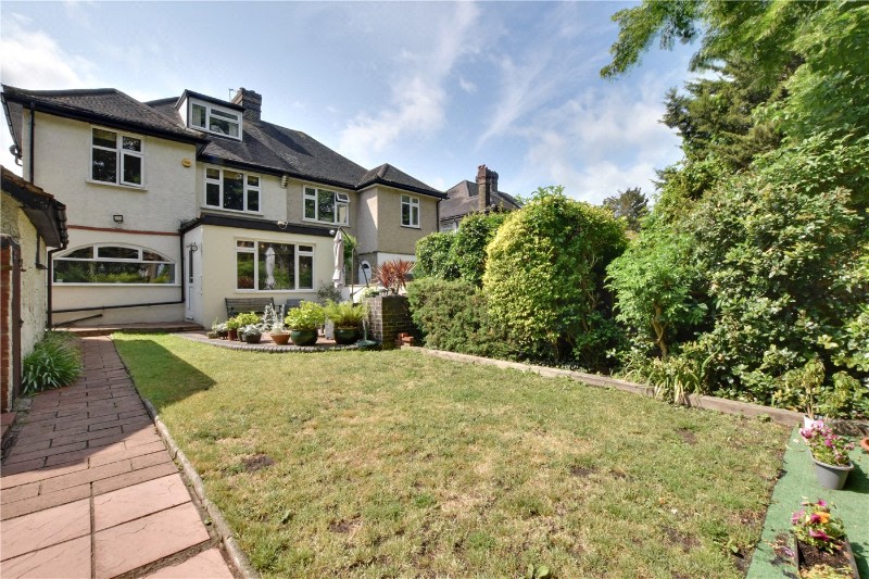 Canberra Road, Charlton, London, SE7