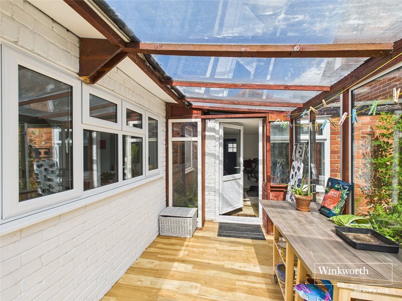 Highdown Avenue, Emmer Green, Reading, Berkshire, RG4