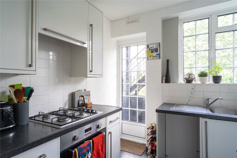 Leigham Avenue, London, SW16