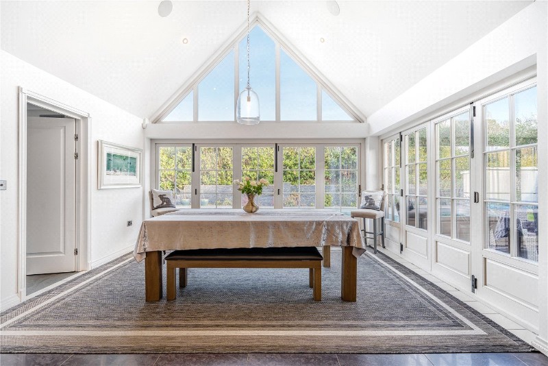 Sunnydell Lane, Farnham, Surrey, GU10