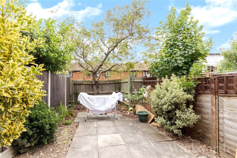 Southerngate Way, London, SE14
