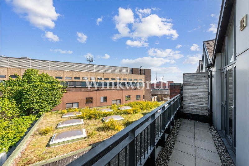 Leverton Close, London, N22
