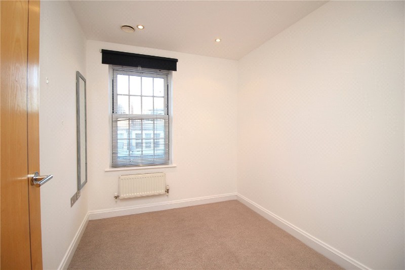 Leigh Road, Leigh-on-Sea, Essex, SS9