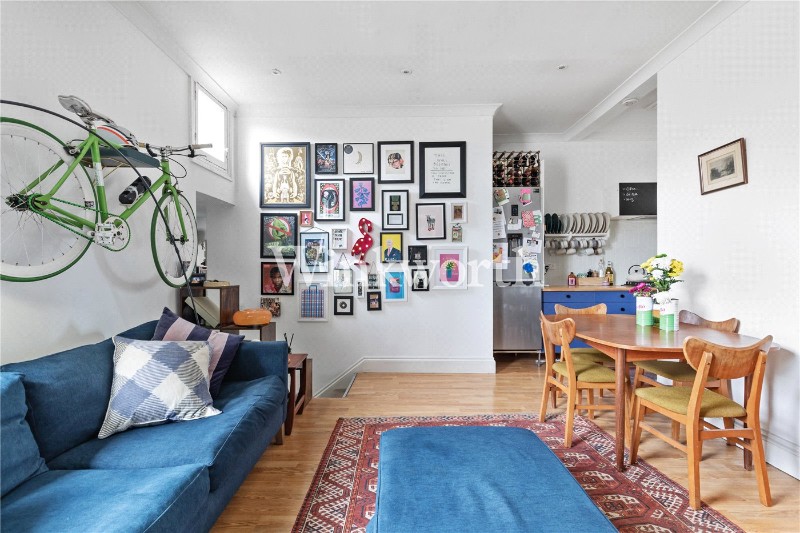 Station Road, London, N22