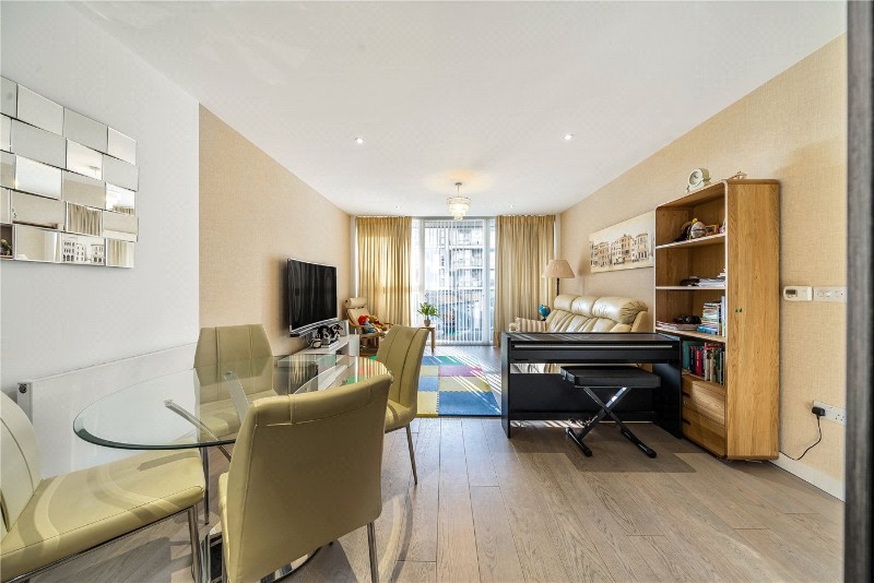 Granite Apartments, 30 River Gardens Walk, Greenwich, London, SE10