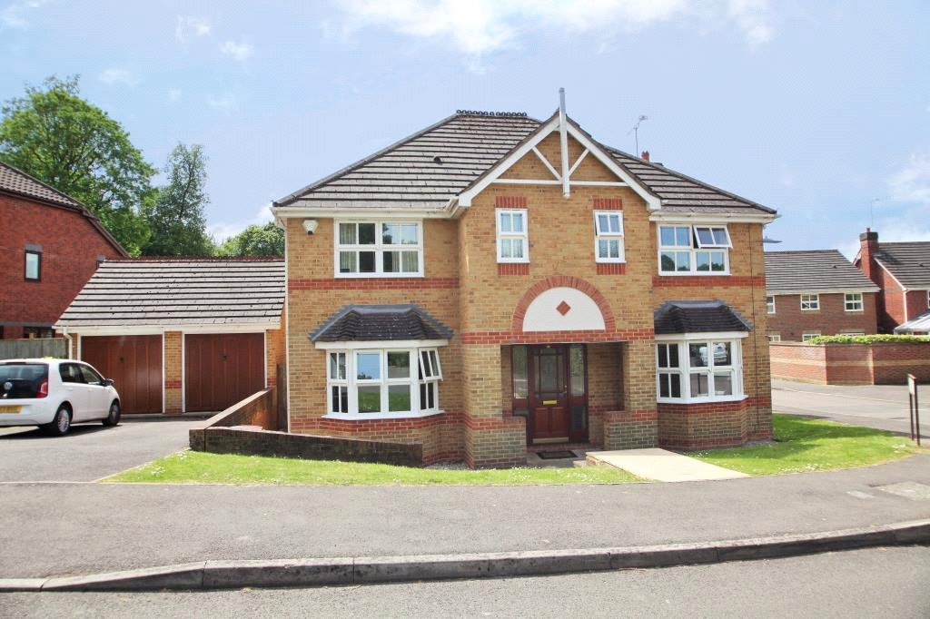 Glenrhondda, Emmer Green, Reading, Berkshire, RG4