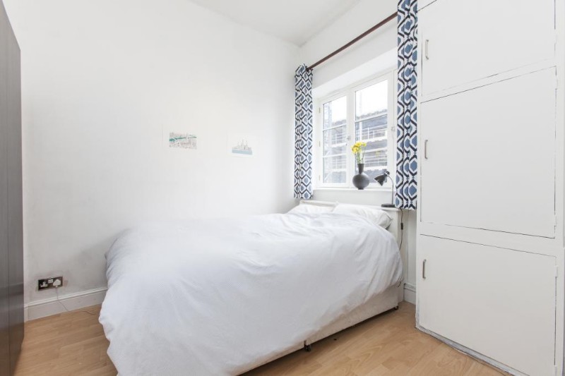 Breezers Court, 20 The Highway, London, E1W