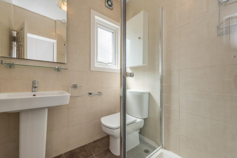 Bathurst Gardens, London, NW10