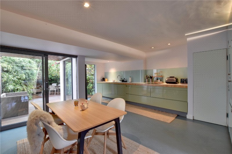 Tristan Square, Blackheath, London, SE3