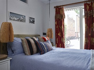 Lycett Place, Shepherds Bush, London, W12