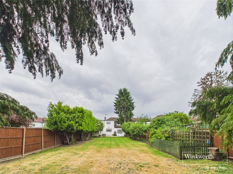 Queens Walk, Kingsbury, London, NW9