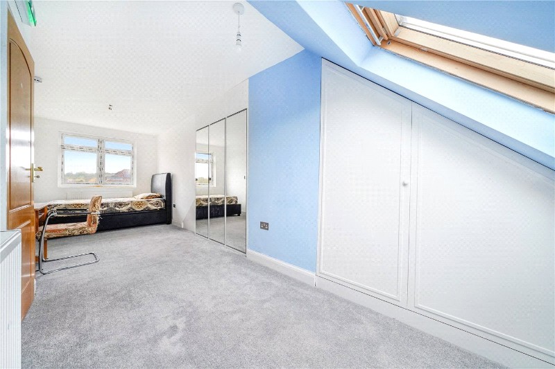 Beverley Way, London, SW20
