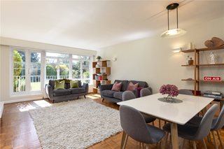 Carlton Drive, London, SW15
