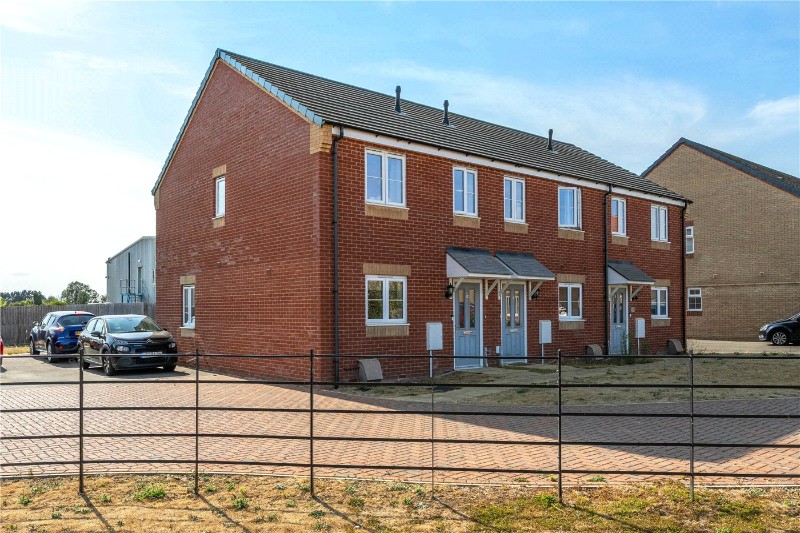 Harrier Way, Market Deeping, Peterborough, Lincolnshire, PE6