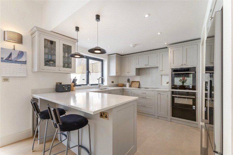 Thirsk Road, London, SW11