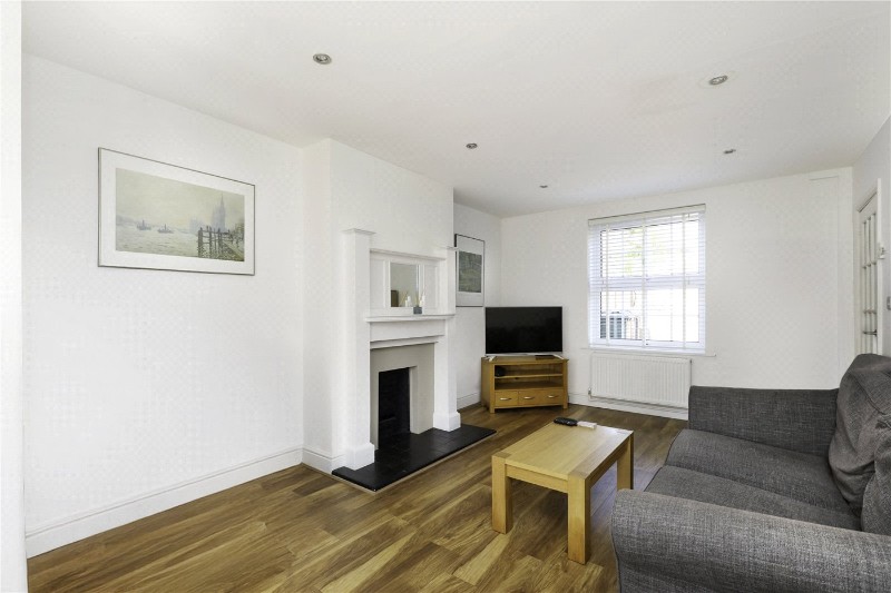 Saxon Drive, London, W3