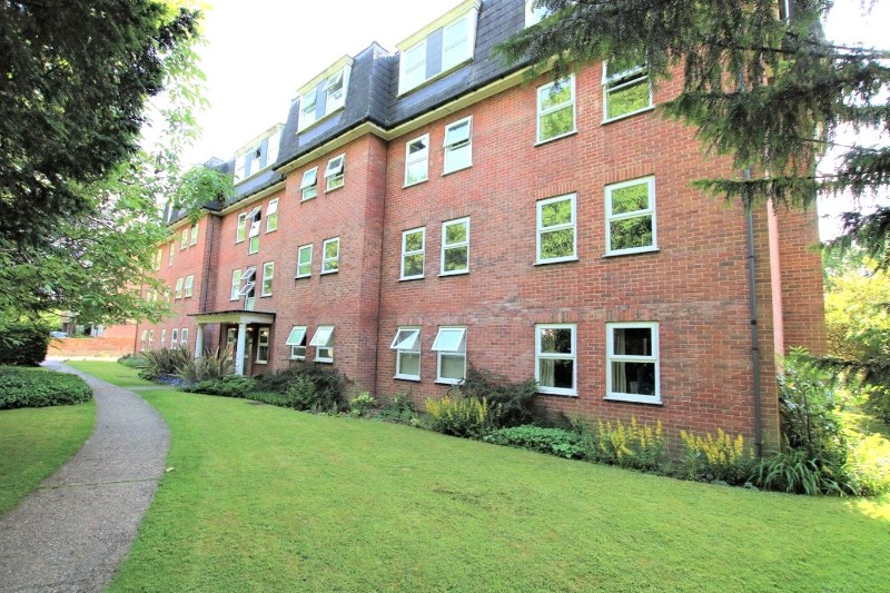 Brechin Court, Kendrick Road, Reading, Berkshire, RG1