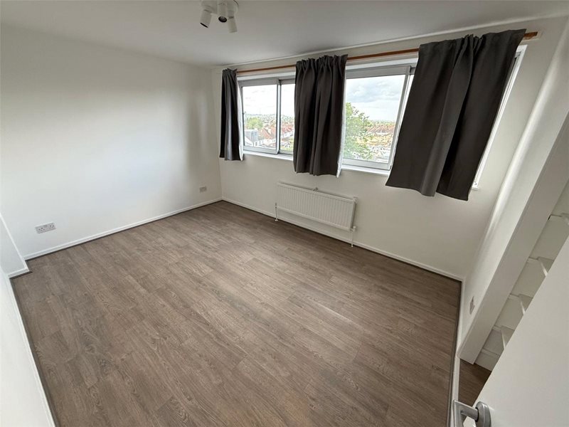 Valley Drive, London, NW9