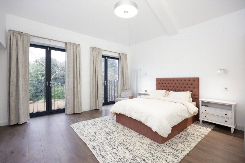 Woodborough Road, London, SW15