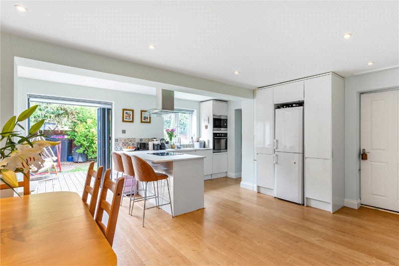 Hadleigh Close, London, SW20