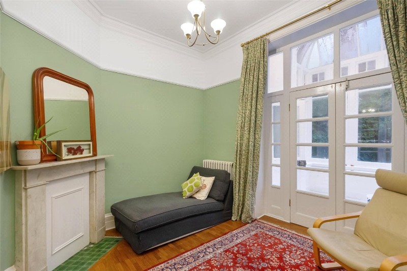 Dulwich Wood Avenue, London, SE19