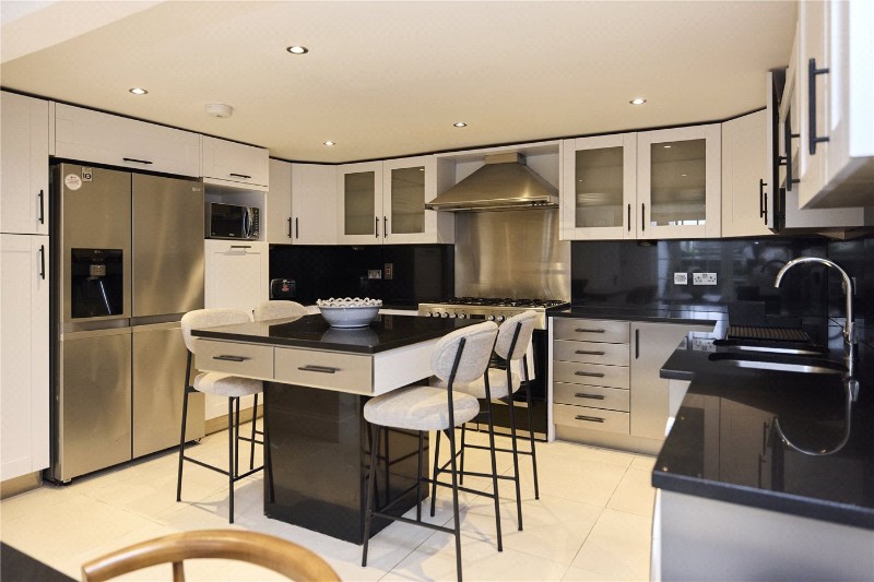 Ordnance Mews, London, NW8