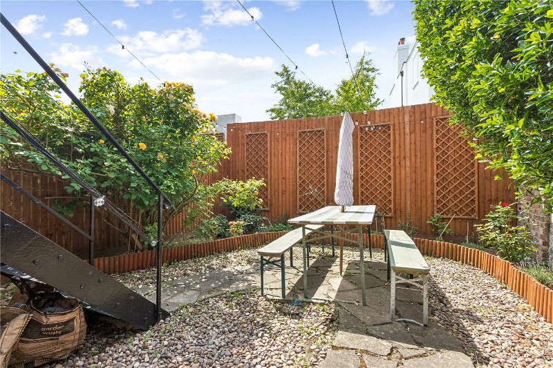 Brighton Road, London, N16